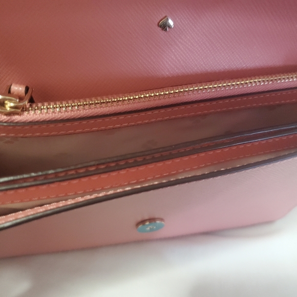 Kate Spade New York Spencer Saffiano Leather Flap Chain Wallet - Picture 6 of 6